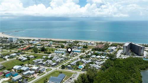 662 Granada St, Fort Pierce, FL, 34949-2819 | Card Image