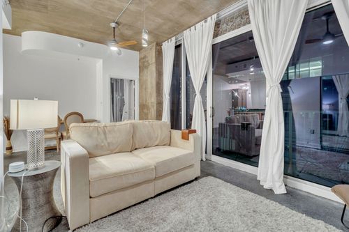 1418-301 Demonbreun St, Nashville, TN, 37201-2242 | Card Image