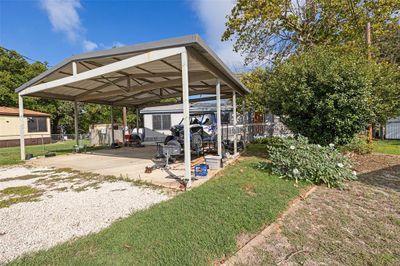 4318 Elmwood Court, House other with 3 bedrooms, 2 bathrooms and null parking in Granbury TX | Image 3