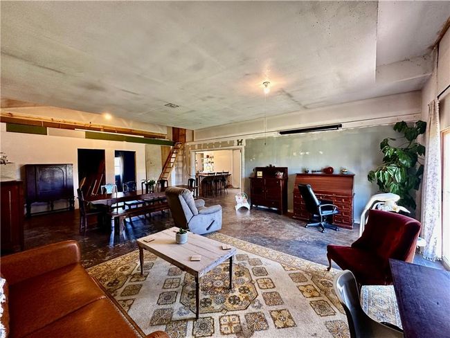 8889 Ne Highway 52, House other with 3 bedrooms, 1 bathrooms and null parking in Windsor MO | Image 24