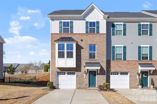 2638 Grantham Place Dr, Fort Mill, SC, 29715-6959 | Card Image