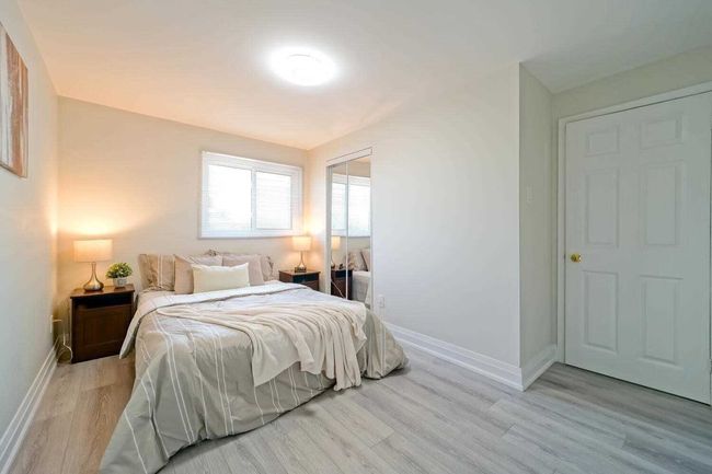 MAIN - 20 Ardglen Dr, House attached with 4 bedrooms, 2 bathrooms and 2 parking in Brampton ON | Image 12
