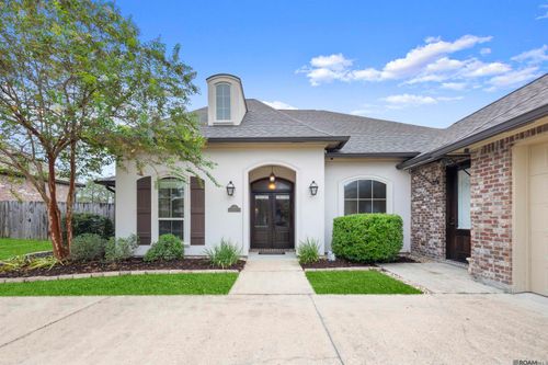 18379 Hidden Ridge Ct, Prairieville, LA, 70769-3861 | Card Image