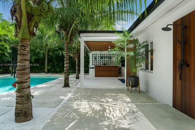 111 3rd San Marino Ter, House other with 3 bedrooms, 2 bathrooms and null parking in Miami Beach FL | Image 1