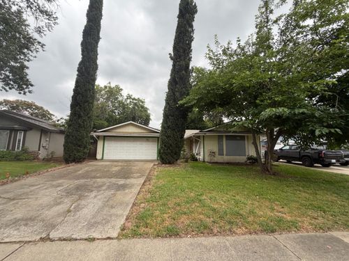 7600 Tierra Wood Way, Sacramento, CA, 95828-2321 | Card Image