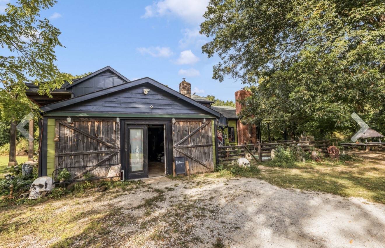 Residential in Fairview 3