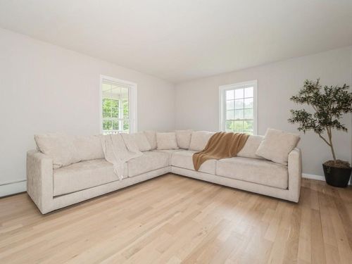 3 Rose Dr, Kerhonkson, NY, 12446-2735 | Card Image