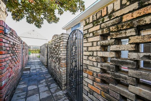 4723 Merwin St, Houston, TX, 77027-6607 | Card Image