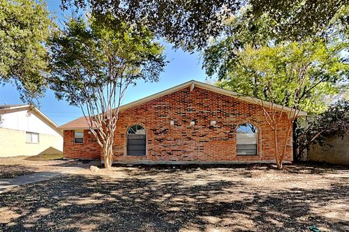 3112 Falkland Rd, Carrollton, TX, 75007-3513 | Card Image