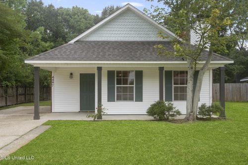 4497 Magnolia Cv E, D'Iberville, MS, 39540-4633 | Card Image