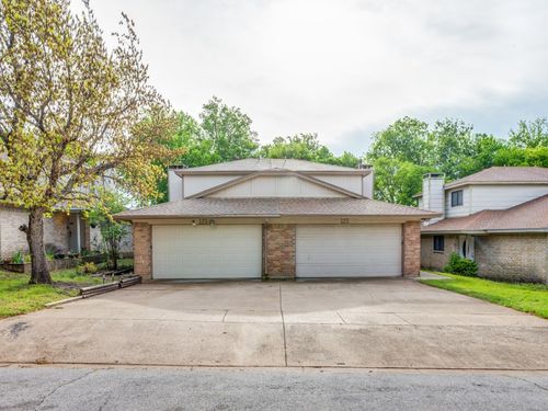 121 - 123 Allencrest Drive, White Settlement, TX, 76108 | Card Image