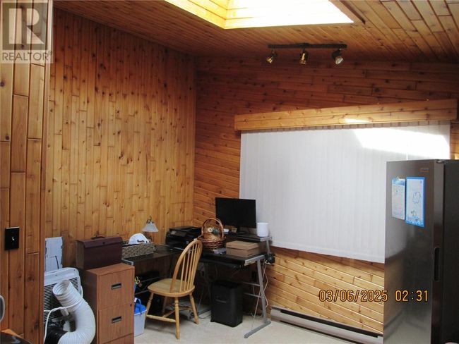 5305 Meadow Creek Cres, House other with 4 bedrooms, 3 bathrooms and 5 parking in Celista BC | Image 32