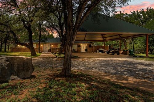 2906 Mormon Mill Rd, Marble Falls, TX, 78654-3704 | Card Image