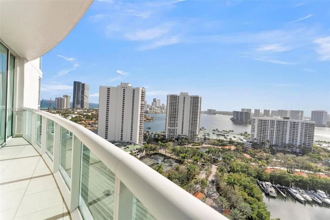 APT-2011 - 19400 Turnberry Way, Condo with 3 bedrooms, 3 bathrooms and null parking in Aventura FL | Image 41
