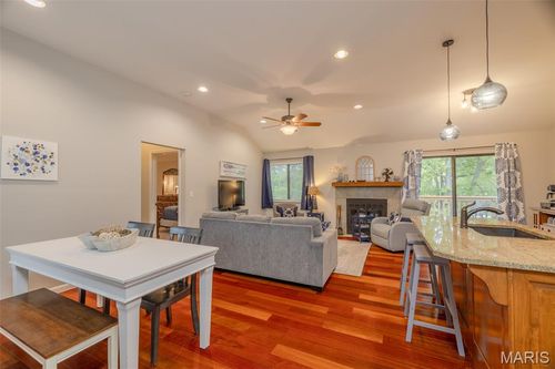 134 Geneva Cove Dr, Innsbrook, MO, 63390-6580 | Card Image