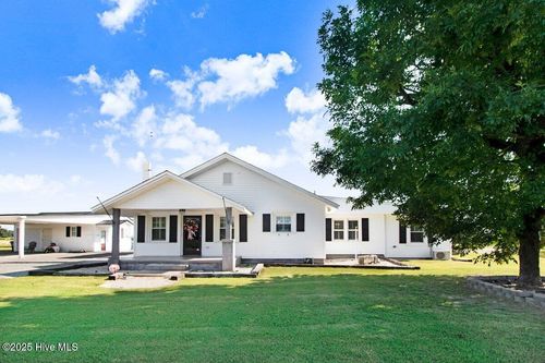 335 Willie Best Rd, Mount Olive, NC, 28365-6082 | Card Image