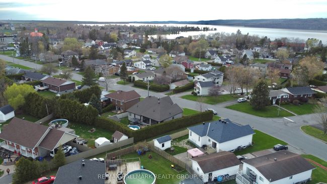 863 Victoria St, House other with 4 bedrooms, 2 bathrooms and 4 parking in L'orignal ON | Image 35