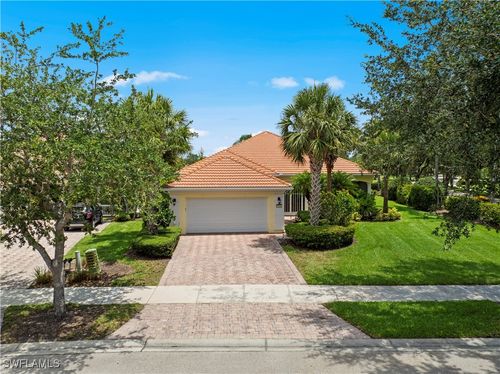 15282 Sea Star Ln, BONITA SPRINGS, FL, 34135-8640 | Card Image