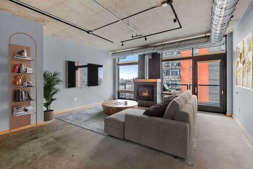 unit-403-720 N 4th St, Minneapolis, MN, 55401-1947 | Card Image