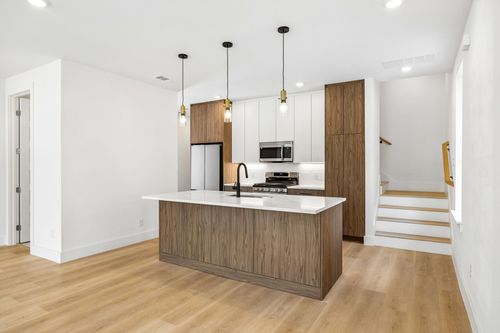 413 N Patton Ave, Dallas, TX, 75203-1638 | Card Image