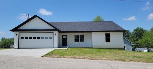 377 N 3rd St, Montgomery, IN, 47558-5675 | Card Image