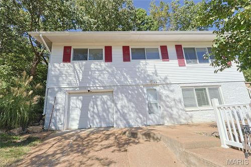 63 Patricia Pl, Fenton, MO, 63026-4606 | Card Image