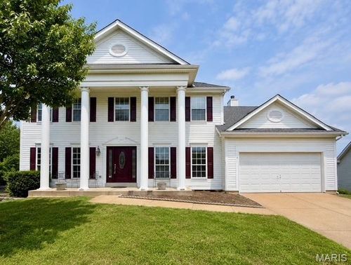 813 Arlington Glen Dr, Fenton, MO, 63026-3976 | Card Image