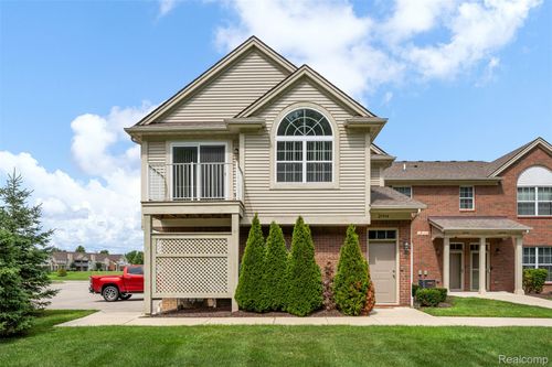 30-21914 Aberdeen Drive, Macomb Township, MI, 48042 | Card Image