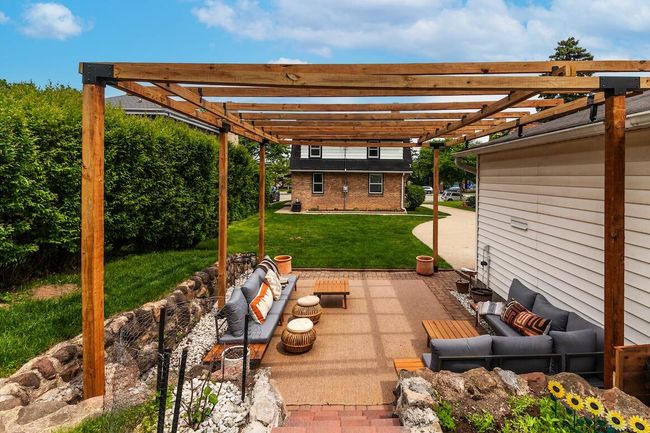 231 Glenview Ave, House other with 3 bedrooms, 2 bathrooms and null parking in Wauwatosa WI | Image 46