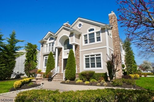 152 Boulevard, Kenilworth, NJ, 07033-1421 | Card Image