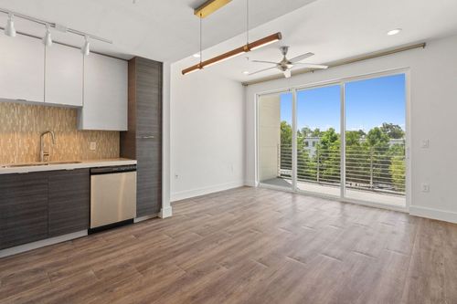 unit-240-604 N Bluff Dr, Austin, TX, 78745-0013 | Card Image