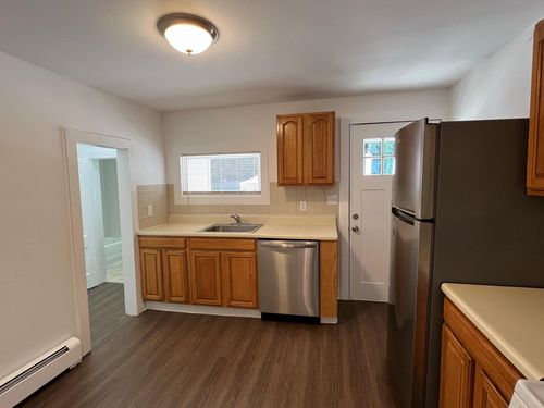 95 E Main St, Beacon, NY, 12508-3389 | Card Image