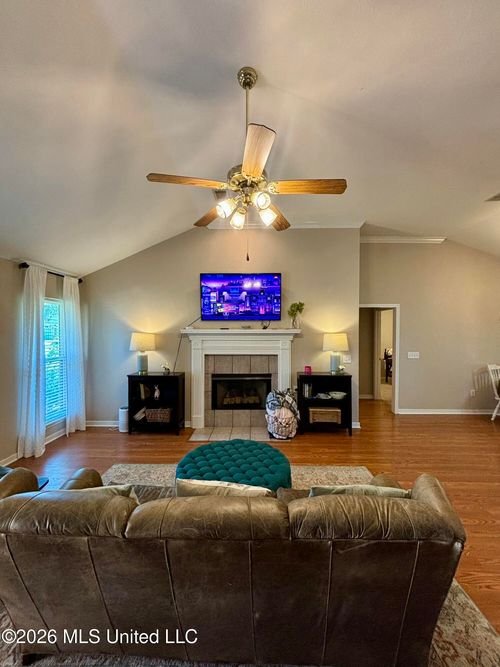 109 Evergreen Way, Flowood, MS, 39232-7508 | Card Image
