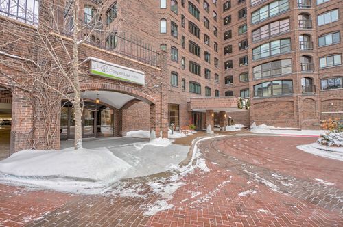 a100-1201 Yale Pl, Minneapolis, MN, 55403-1901 | Card Image