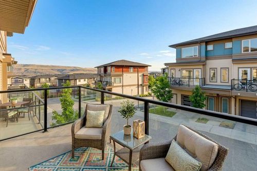 500-501 River Heights Dr, Cochrane, AB, T4C2L3 | Card Image