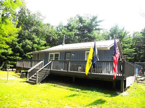 W4643 S Pearl Lake Rd, Redgranite, WI, 54970-7231 | Card Image
