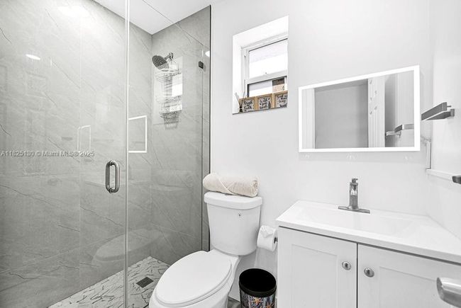 876 Ne 81 St St, House other with 3 bedrooms, 2 bathrooms and null parking in Miami FL | Image 43