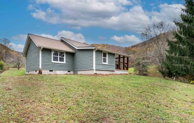 5107 Boiling Springs Road, House other with 2 bedrooms, 2 bathrooms and 1 parking in Murphy NC | Image 3