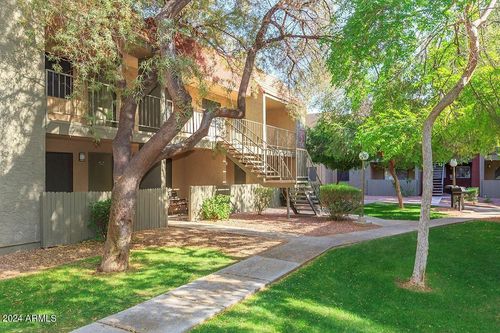 2-3040 E Shea Blvd, Phoenix, AZ, 85028-3215 | Card Image