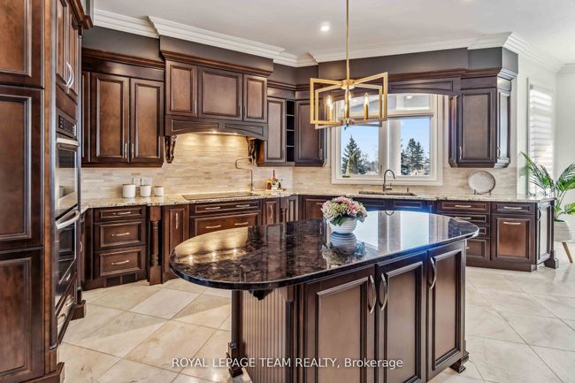 1114 Irace Dr, House other with 6 bedrooms, 7 bathrooms and 10 parking in Augusta ON | Image 10