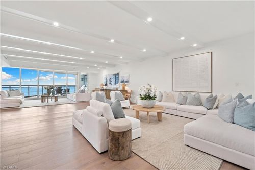 ph-1-11125 Gulf Shore Dr, NAPLES, FL, 34108-1940 | Card Image