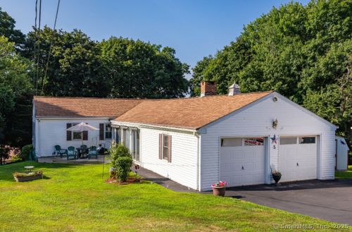 5 Scenic Dr, Portland, CT, 06480-1536 | Card Image