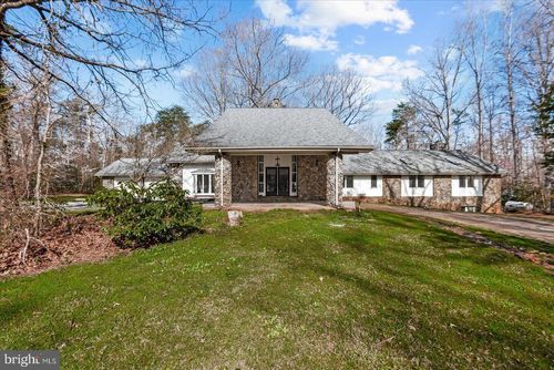 7621 River Rd, FREDERICKSBURG, VA, 22407-2046 | Card Image
