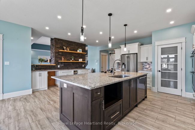 411 Jane St, House other with 7 bedrooms, 3 bathrooms and 10 parking in Palmerston ON | Image 23