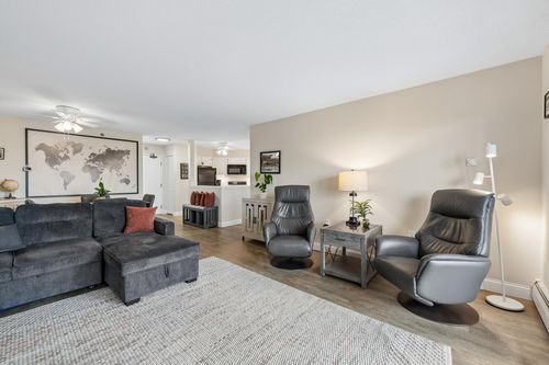 710-6500 Woodlake Dr, Richfield, MN, 55423-1389 | Card Image