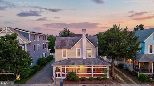 16 Delaware Ave, REHOBOTH BEACH, DE, 19971-2904 | Card Image