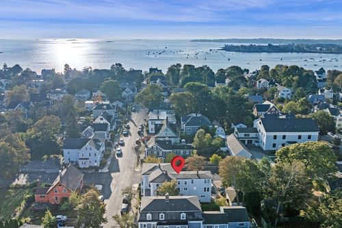 15 Thorndike St, Beverly, MA, 01915-3783 | Card Image