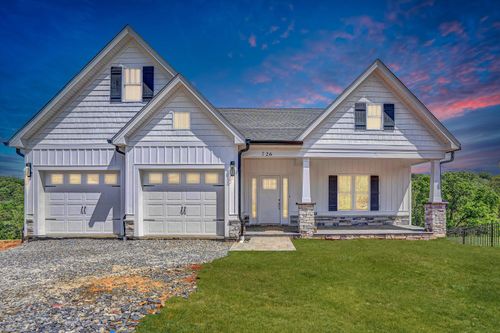 726 Ambler Ln, Salem, VA, 24153-1105 | Card Image