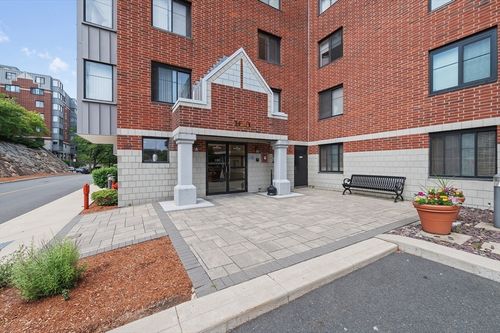 apt-519-100 Ledgewood Dr, Stoneham, MA, 02180-3619 | Card Image