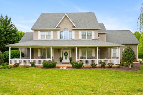 1254 Ivy Creek Dr, Forest, VA, 24551-1192 | Card Image